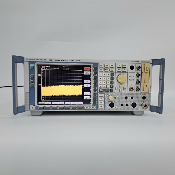 R&S/FSQ8